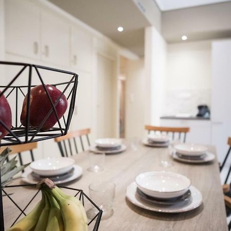 Comfy Apartment Of 104 M² Near Metro! Athens Luaran gambar