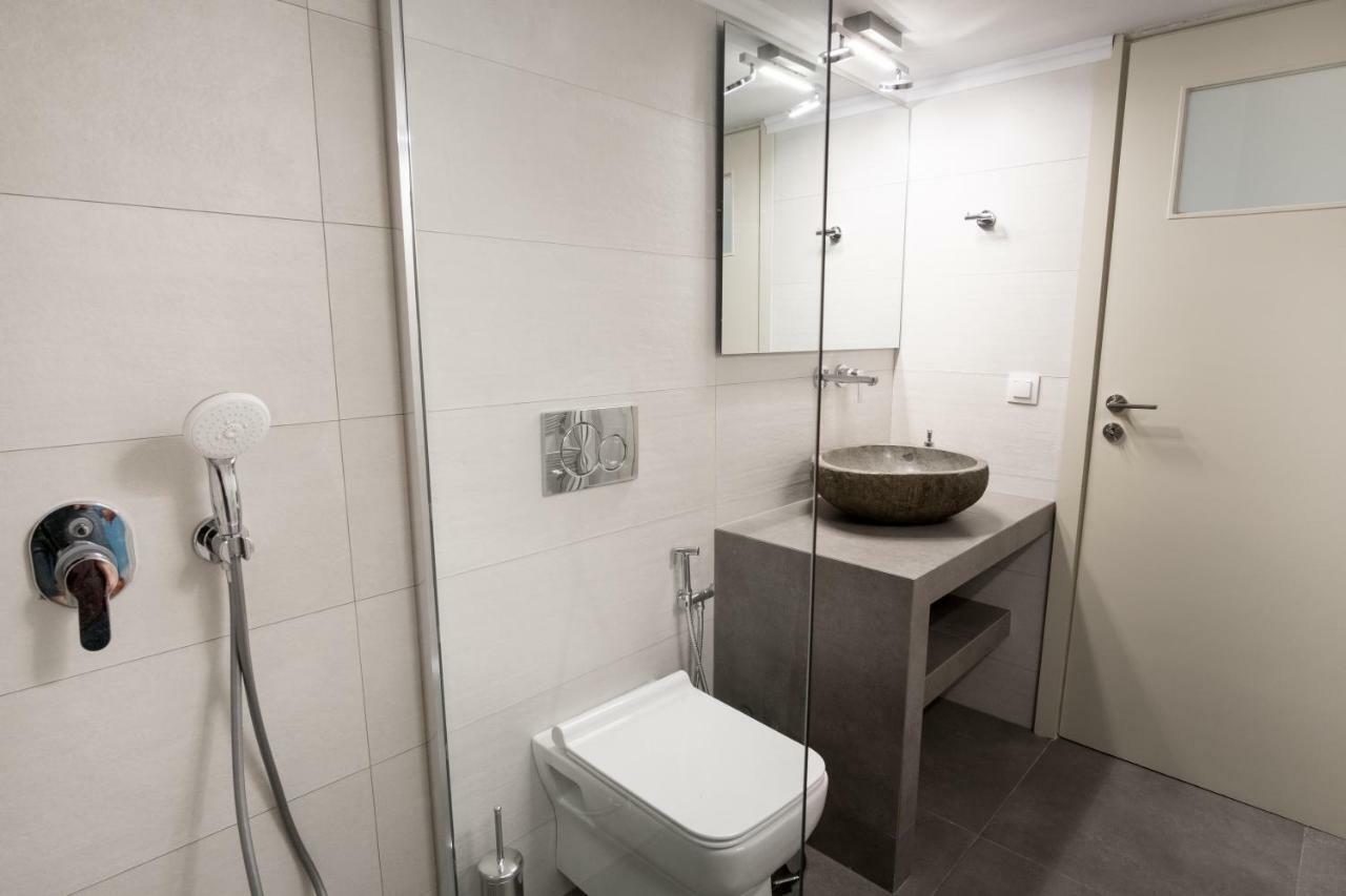Comfy Apartment Of 104 M² Near Metro! Athens Luaran gambar