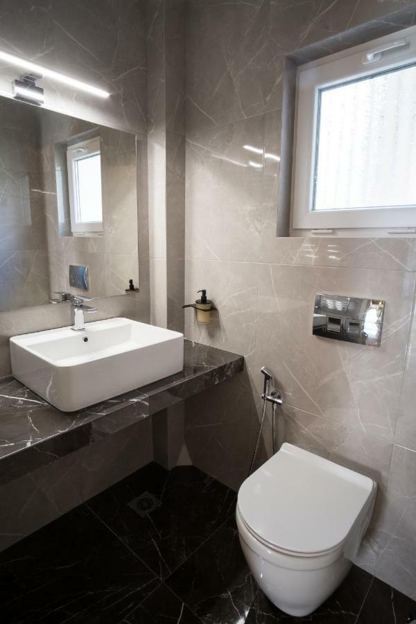 Comfy Apartment Of 104 M² Near Metro! Athens Luaran gambar